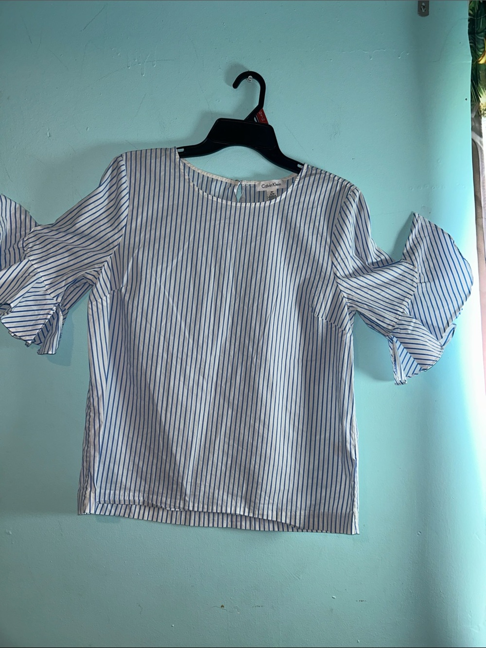 Calvin Klein White and Blue Pinstripe Ruffle-Sleeve Top